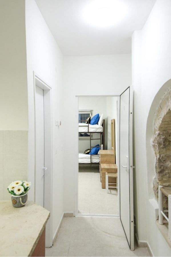 Private Hostel - Best Location 예루살렘 외부 사진