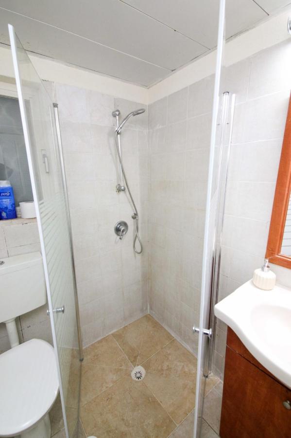 Private Hostel - Best Location 예루살렘 외부 사진